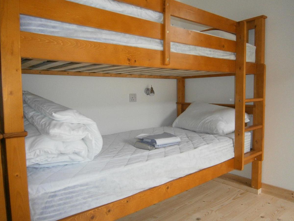 Otter Bunkhouse Vandrehjem Cairisiadar Eksteriør billede